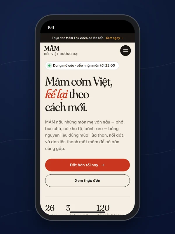 Trang chủ nhà hàng MÂM trên mobile, chụp thật trong khung điện thoại